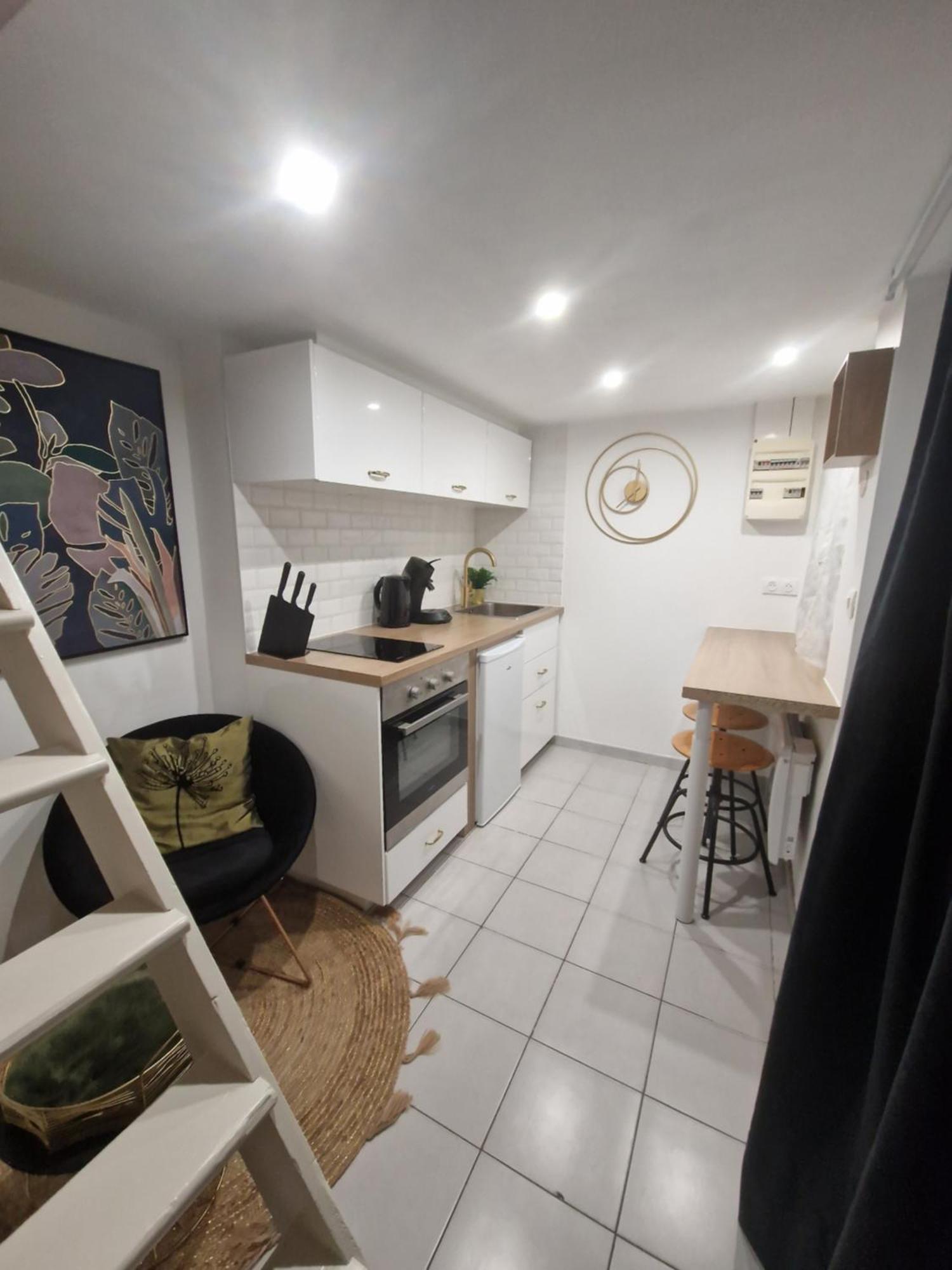 Appartamento Le Petit Triplex Des Carmelites -Coeur Historique Rouen Esterno foto